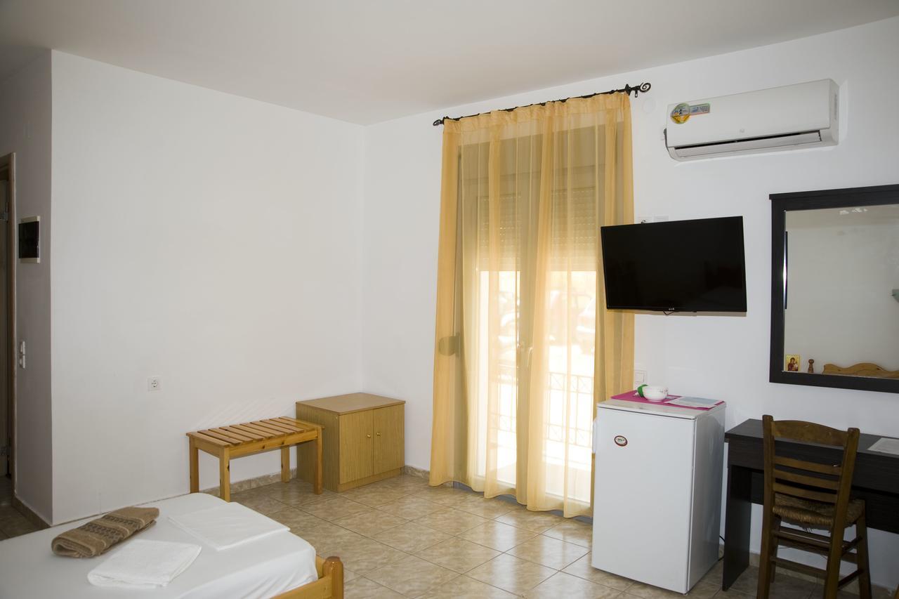 Pyrgos Sofokleous Hotel Mytilíni Екстериор снимка