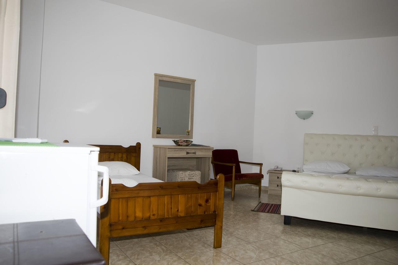 Pyrgos Sofokleous Hotel Mytilíni Екстериор снимка